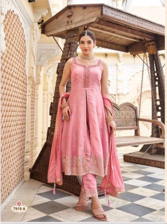 Womens Fashion - Salwar Suits - Straight Suit