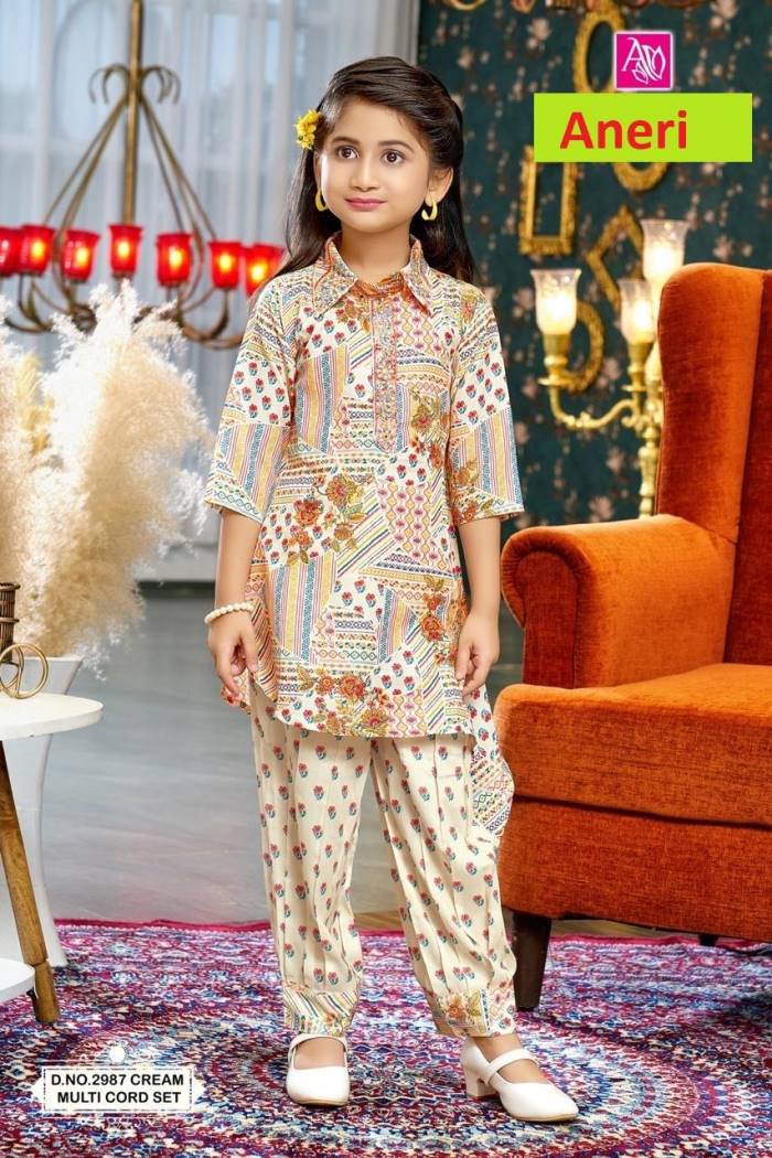 Kids Wear - Girls pair wear - Combo Set